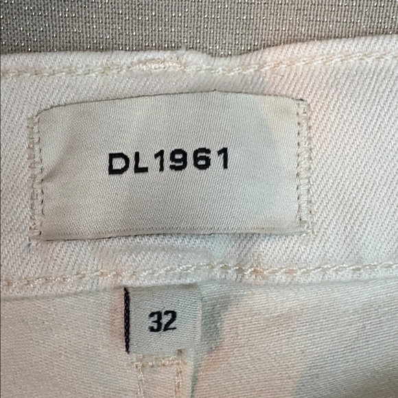 DL1961 Patti High Rise Straight Jeans in Ecru - size 32 - NEW - Picture 6 of 7